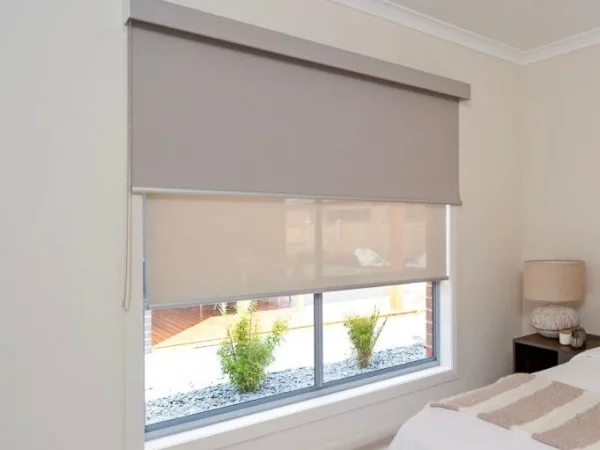 Roller-Blinds-4-1-681x720