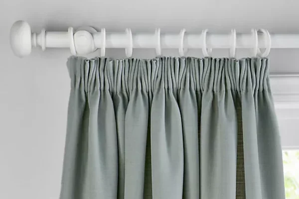 curtains_pencilpleat_620x462